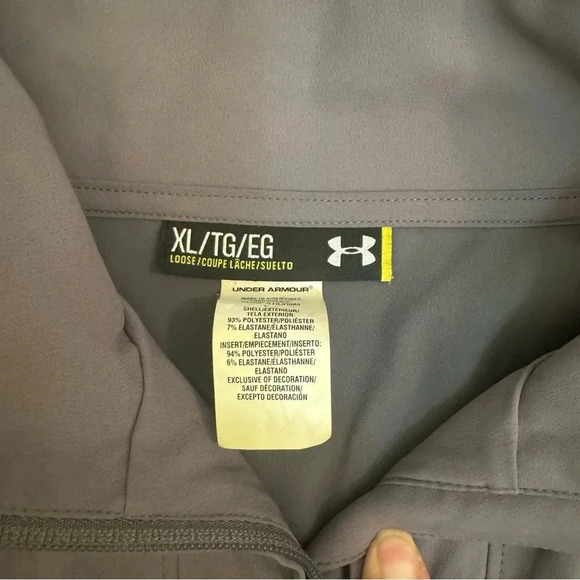 Under Armour Loose Fitting Long Sleeve Jacket - Picture 6 of 6